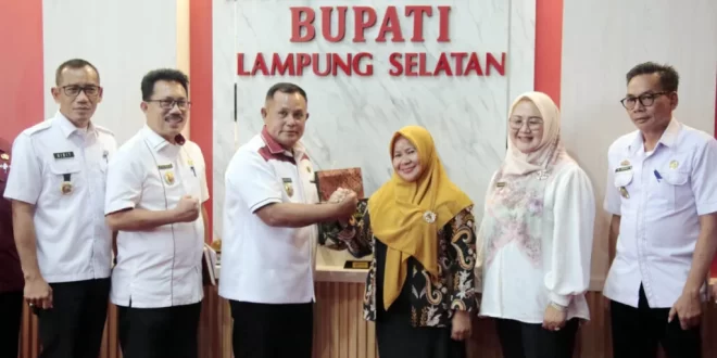 Bupati Lampung Selatan Terima Audiensi Pimpinan Cabang Pembantu Bulog Lampung Selatan